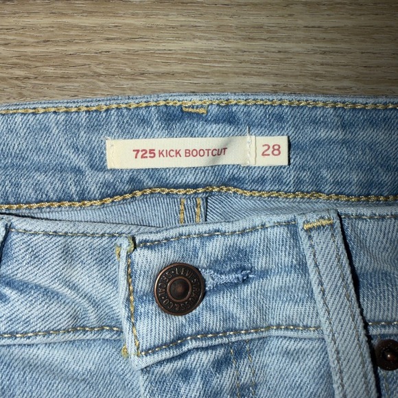 Levi's 725 Kick Bootcut Jeans Womens 28 Light Wash Mid Rise Boot Cut Denim - Picture 2 of 10
